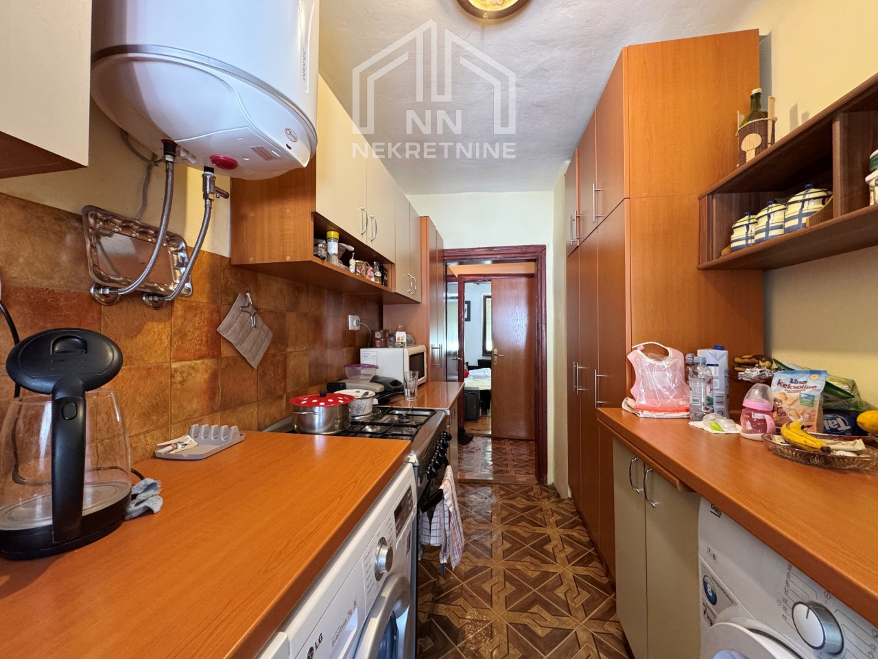 NN Nekretnine : Trosoban stan - kod Vijećnice - Baščaršija 8