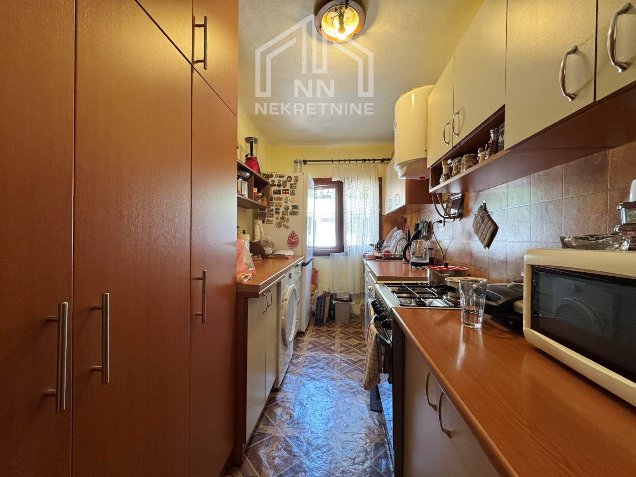 NN Nekretnine : Trosoban stan - kod Vijećnice - Baščaršija 9