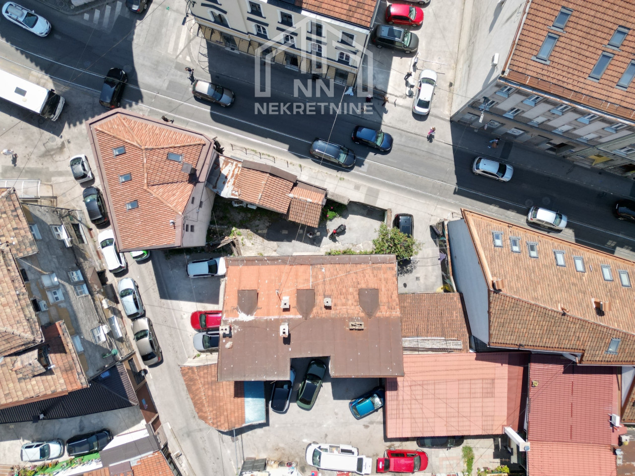 NN Nekretnine : Trosoban stan - kod Vijećnice - Baščaršija 16