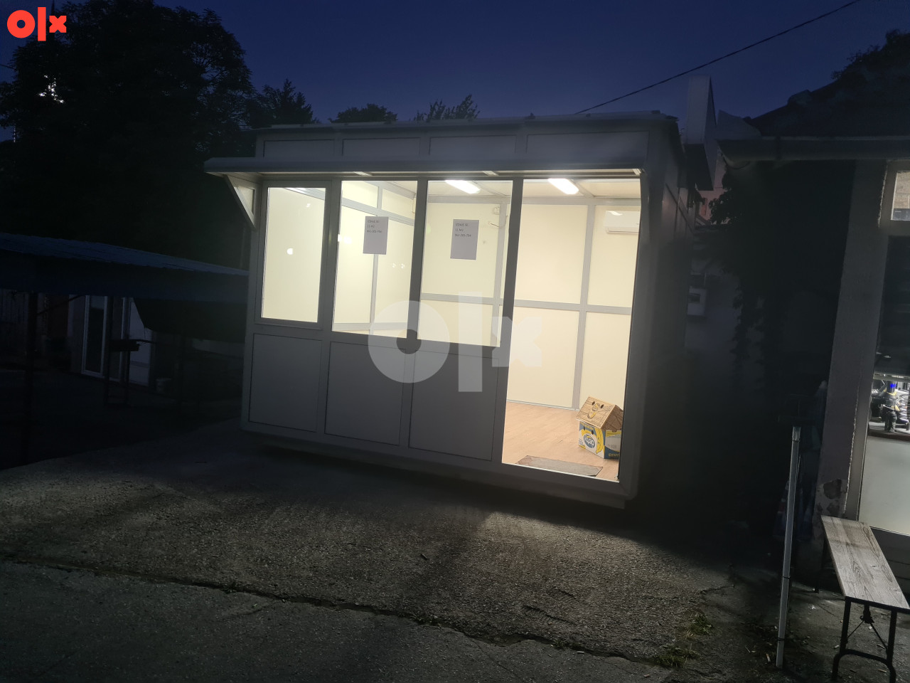 Poslovni prostor Hadžići 11m2 6