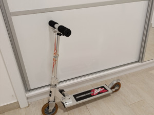 Romobil za decu,trotinet za decu do 100kg