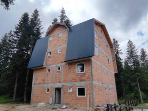 Prodaja Apart Hotela Dvorišta-Jahorina, komplet objekat photo 4