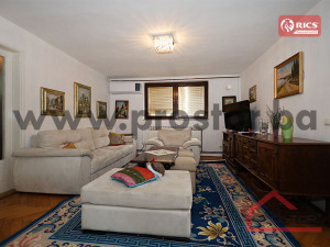 PROSTOR izdaje:Trosobna kuća, Švrakino selo