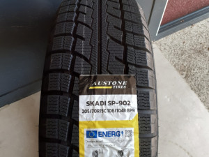 205 70 15 C AUSTONE 205/70R15C ZIMSKE GUME R15C R 15 15C MS M S