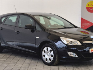 Opel ASTRA J 1.4 16V 2010 ILMA