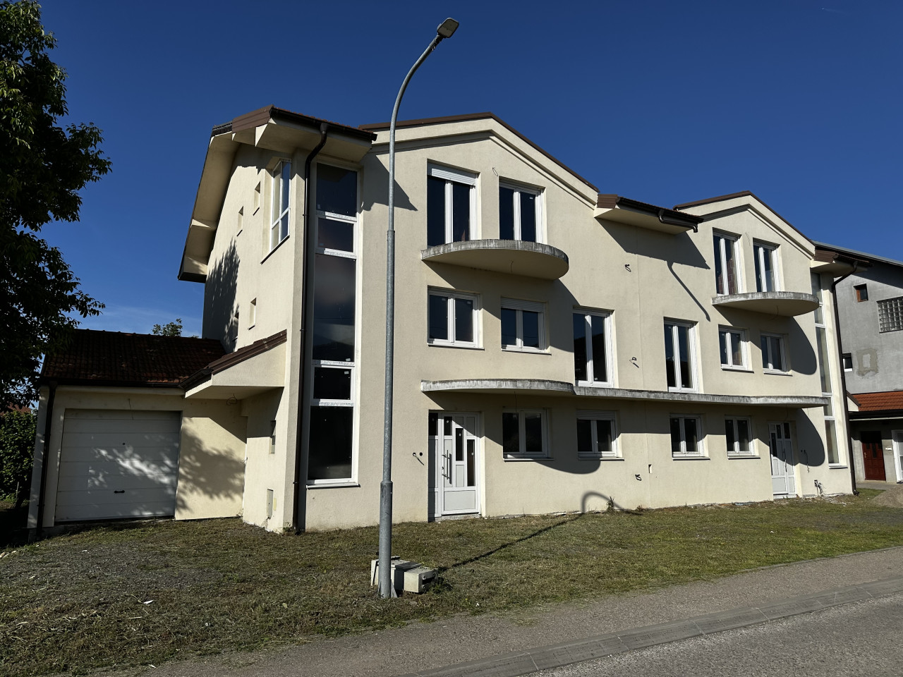 Duplex kuća u Laktašima - cca 500 m2 6