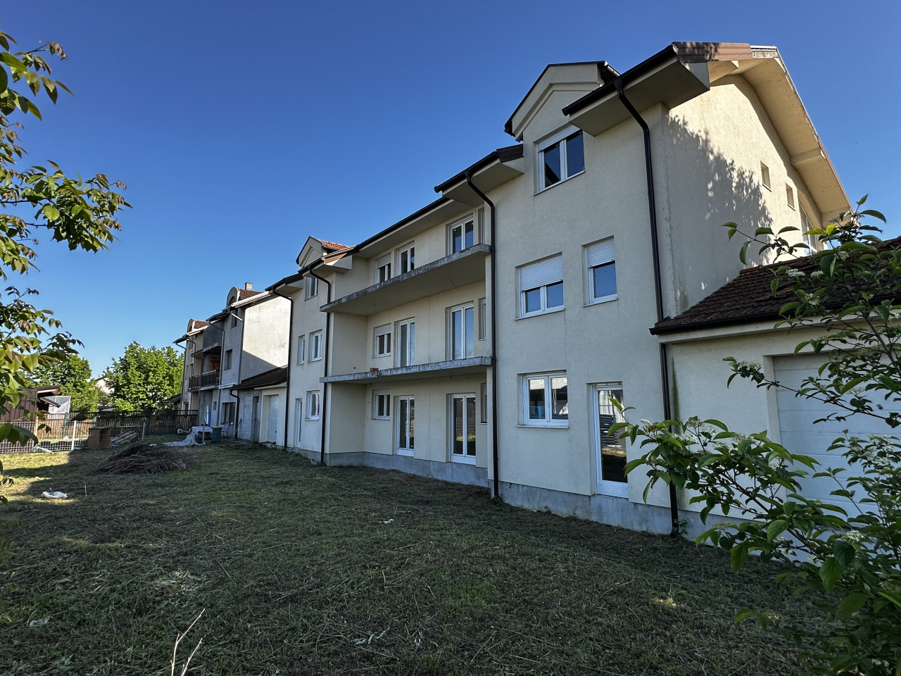 Duplex kuća u Laktašima - cca 500 m2 16
