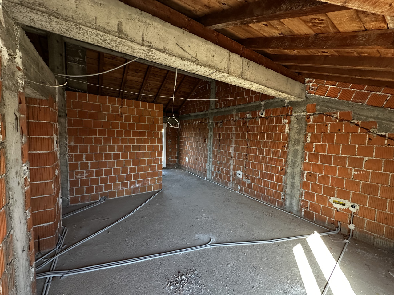 Duplex kuća u Laktašima - cca 500 m2 29