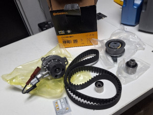 SET ZUPCASTOG SA PUMPOM GOLF 7 PASSAT 8 CONTINENTAL