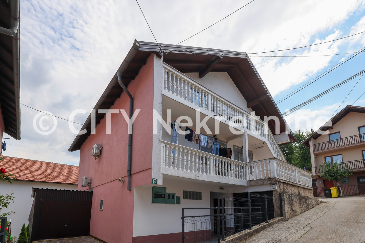 Kuća sa dvorištem - Novo Sarajevo - Hrasno brdo - 369 m2 8