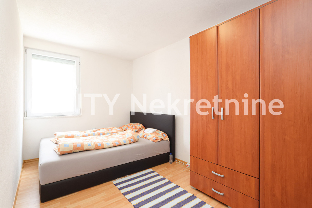 Kuća sa dvorištem - Novo Sarajevo - Hrasno brdo - 369 m2 23