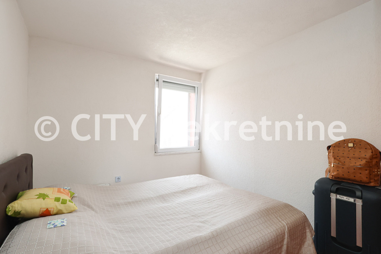 Kuća sa dvorištem - Novo Sarajevo - Hrasno brdo - 369 m2 24