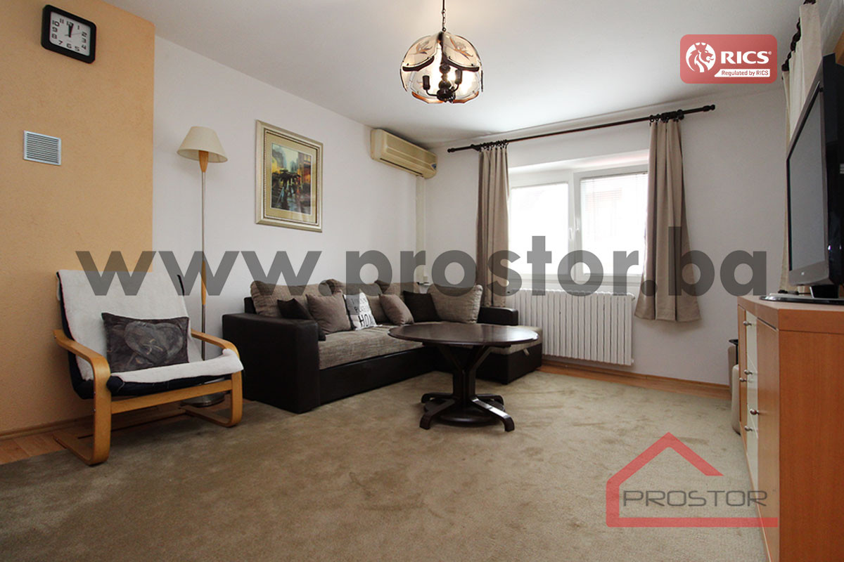PROSTOR izdaje: Namještena kuća, 120m2, Stari Grad 3