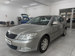 Škoda Octavia 2010 1.6 Tdi Limuzina
