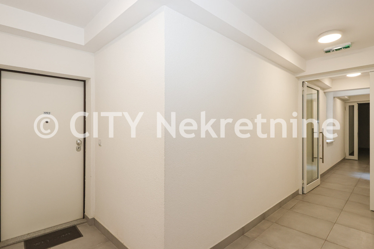 Trosoban stan sa garažom - Novo Sarajevo - Sarajevo tower - 71 m2 19