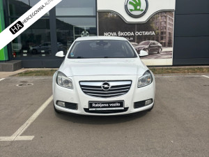 OPEL INSIGNIA LIMOUSINE HB 2.0 CDTI 118KW 2013