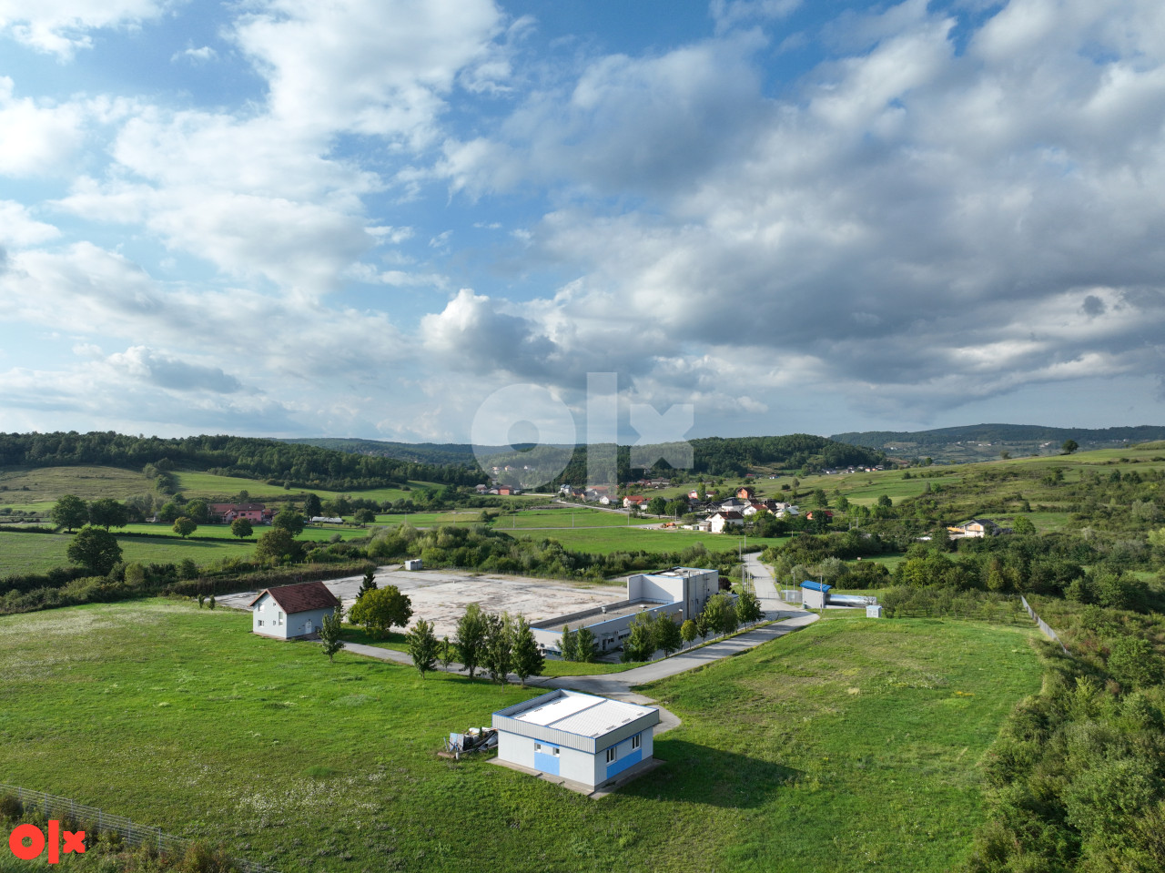 Skladišta i hale Bihać 4058m2