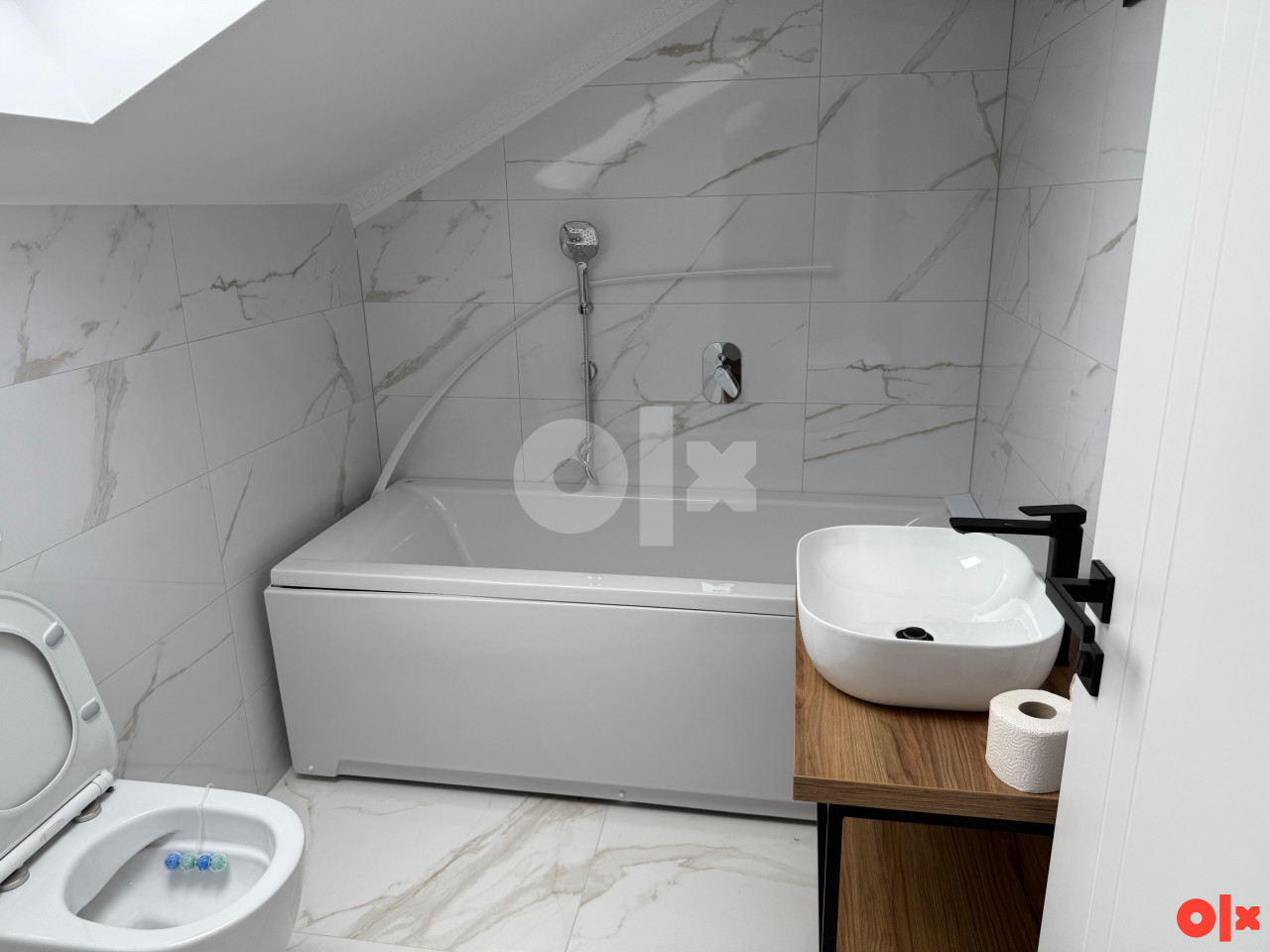 Poslovno-stambeni objekt D.Koprivna Cazin sa parcelom 5.097 m2 13