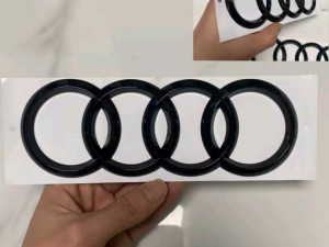 Crni znak Audi znakovi zadnji ravni Audi A5 znak zadnji crni