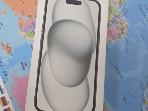 IPHONE 15 256GB Novo Zapakovano Garancija 1 Godina