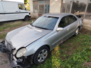 Mercedese e2.2 211 dijelovi djelovi 211 cdi