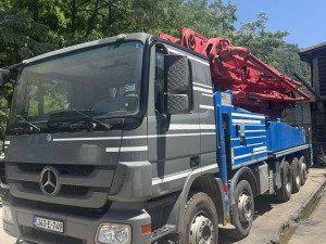 MERCEDES PUMPA ZA BETON