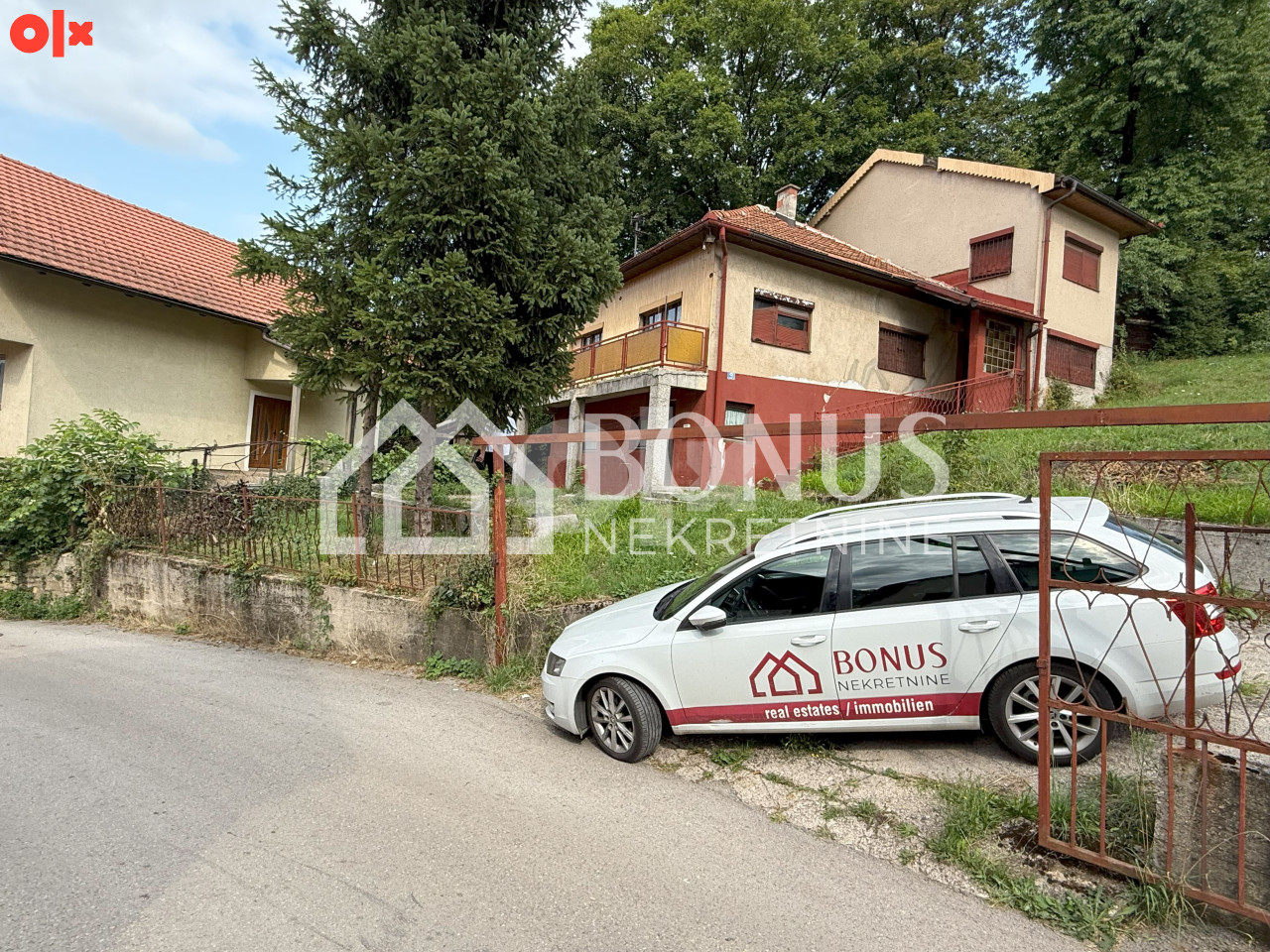 Kuća sa garažom - Poljice - Zenica