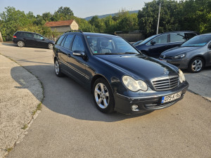 Mercedes-Benz C 220 AVANTGARDE