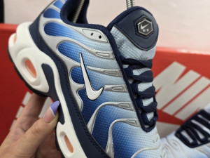 NIKE TN PATIKE