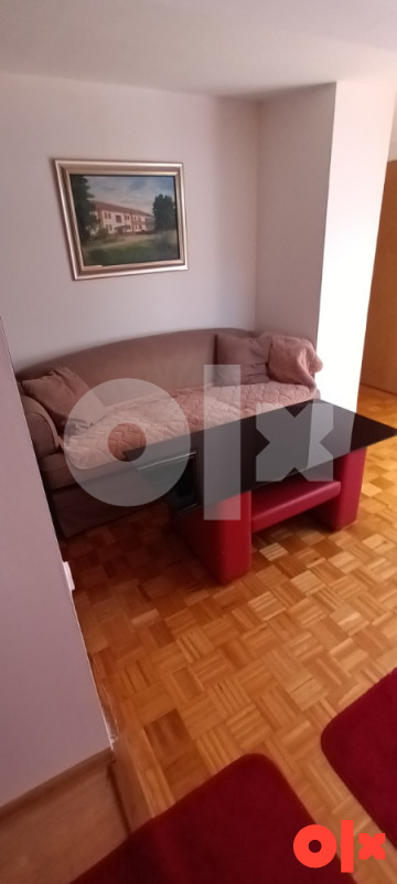 Iznajmljujem dvosoban stan u strogom centru Banjaluke
