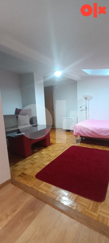 Iznajmljujem dvosoban stan u strogom centru Banjaluke 10
