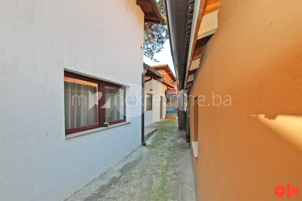 m2: Stari Grad / Baščaršija / kuća 160m2 na parceli 143m2 5
