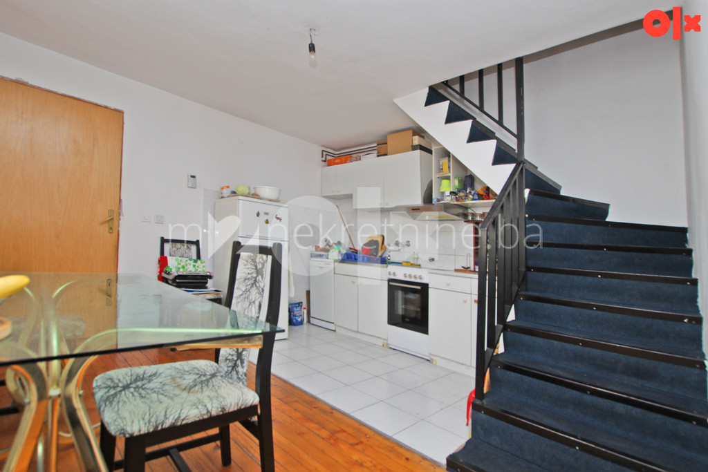 m2: Stari Grad / Baščaršija / kuća 160m2 na parceli 143m2 7