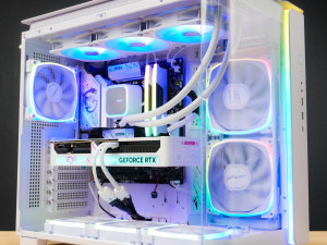 GAMING PC i5-14400F 32GB Colorful iGame RTX 5070 Ultra 12GB