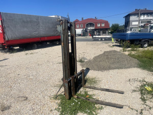 Kran teleskop Viljuskar za traktor triplex Linde