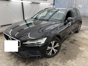 VOLVO V60 2.0 D3 "Momentum" Full LED Virtual Kamera Karavan 2020