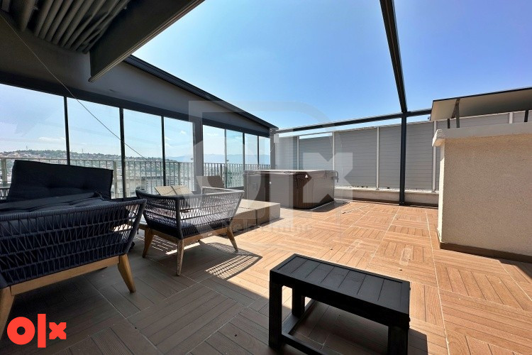 Namješten dvoetežni penthouse sa velikom terasom, Otoka 6