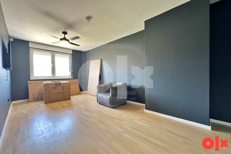 Namješten dvoetežni penthouse sa velikom terasom, Otoka 11