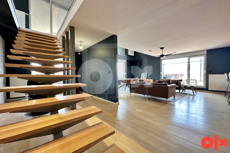 Namješten dvoetežni penthouse sa velikom terasom, Otoka 13