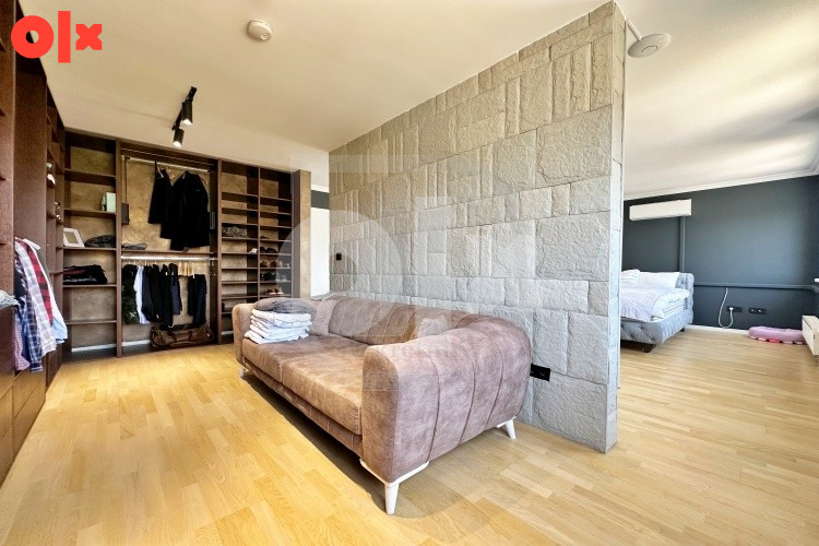 Namješten dvoetežni penthouse sa velikom terasom, Otoka 21