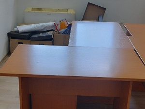 Kancelarijski sto, stolovi, stolice 065040919