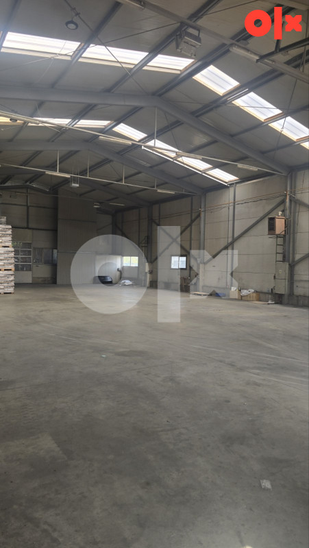 IZDAJE SE HALA na Ilidži površine 1062m2 2
