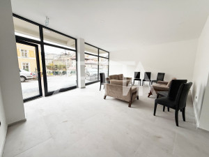 Poslovni prostor, Trg Austrije - ZettaNekretnine