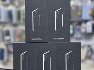 GALAXY S25 Ultra 12/256GB Novo Zapakovano Garancija 1 Godina