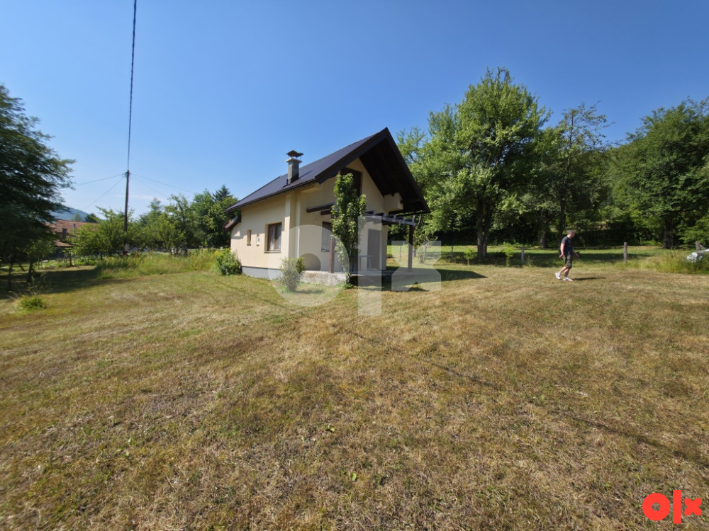 CAPITAL/ Vikendica sa okućnicom Kijevo/ 50+1405m2