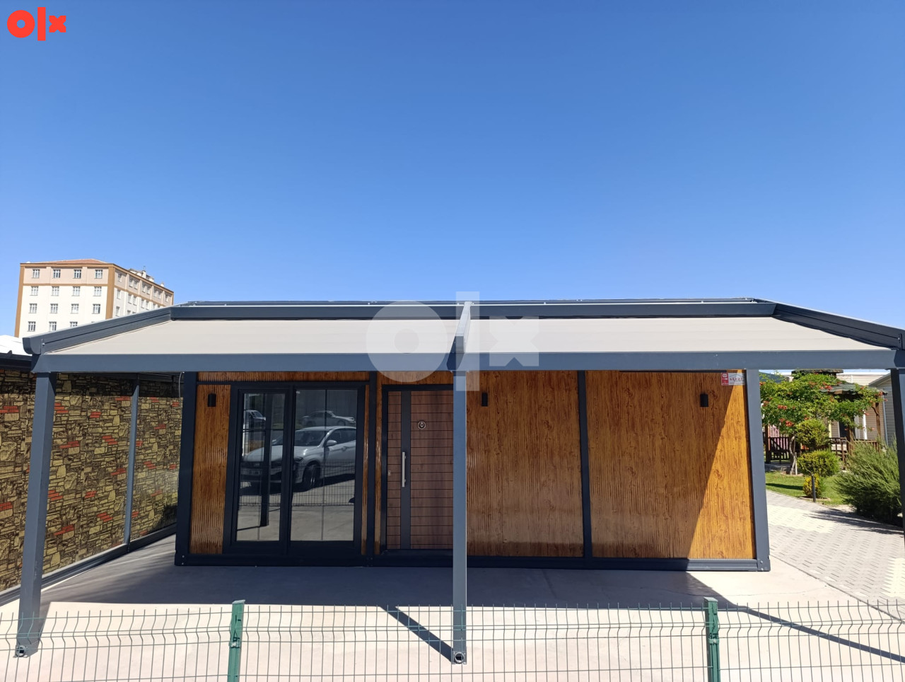Tiny House 24 m2 Viseci plafon, pergola oko cijele kuce