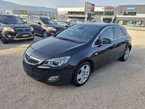 OPEL ASTRA 1,7 CDTI 2012g