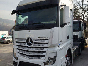 Mercedes-Benz Actros 1845 LS nR - mega