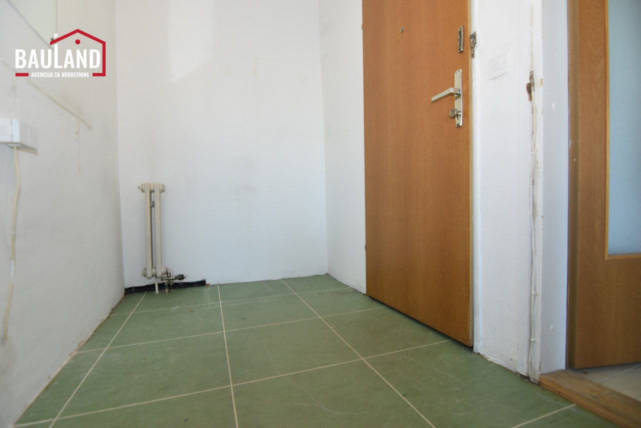 Jednosoban stan, 42m2, lift / Sulejmana Filipovića, Dobrinja 12