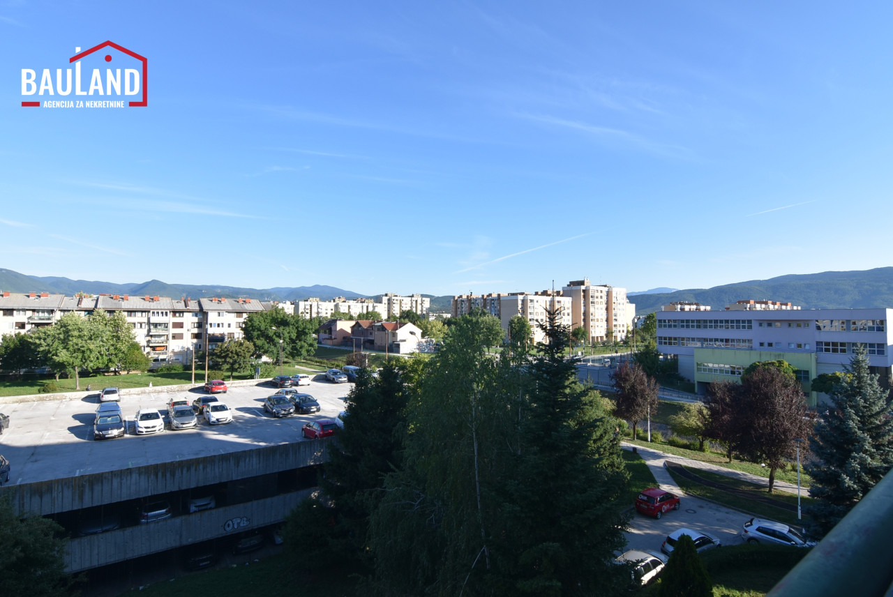 Jednosoban stan, 42m2, lift / Sulejmana Filipovića, Dobrinja 14